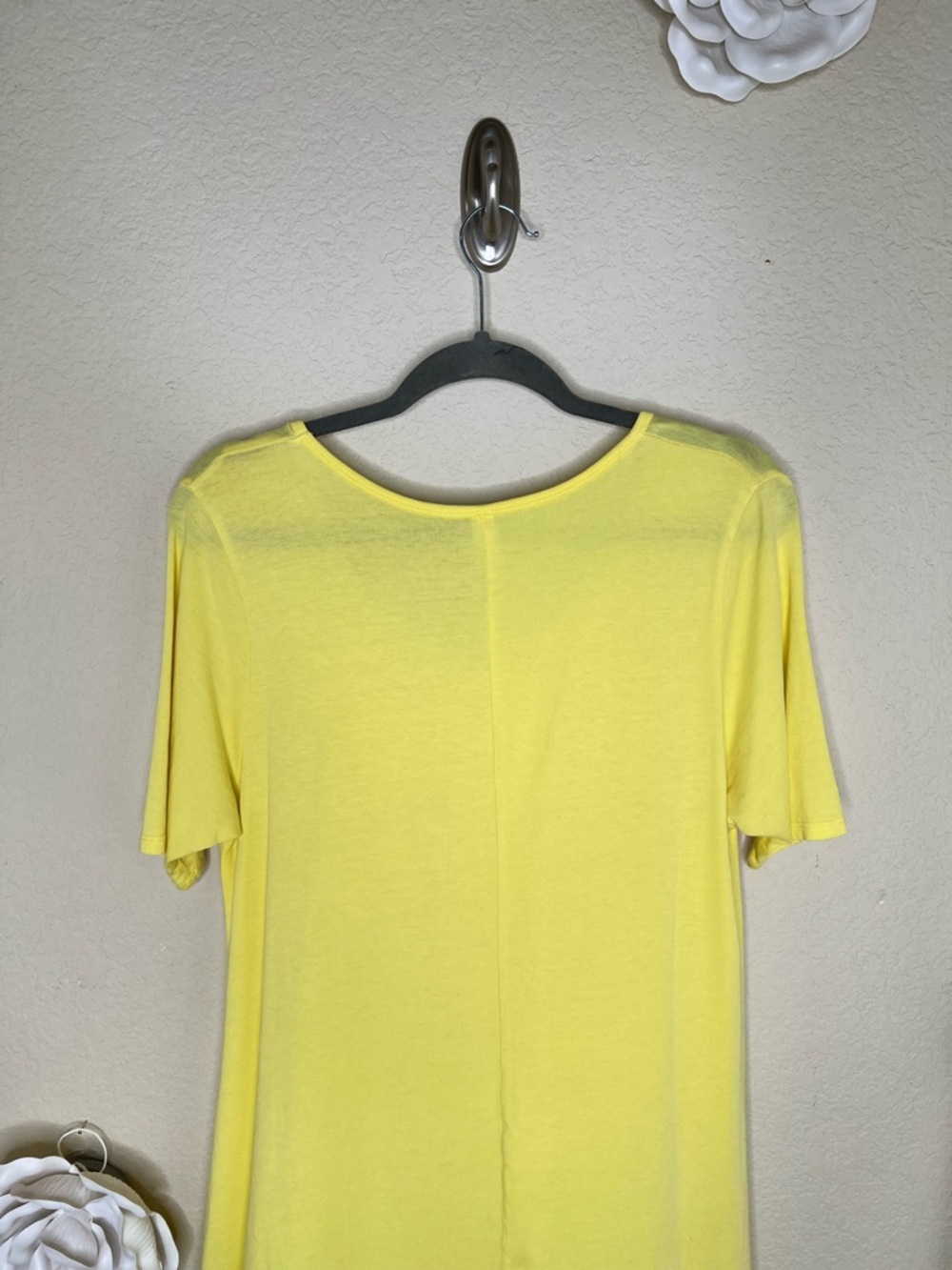 NTM LuLaRoe Perfect T Yellow Swing Top Side Slit Half Sleeve Large - Picture 11 of 14